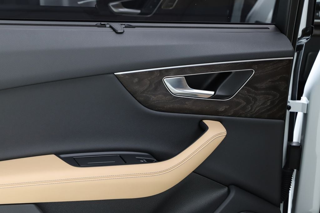 2025 Audi Q7 55 Premium Plus quattro