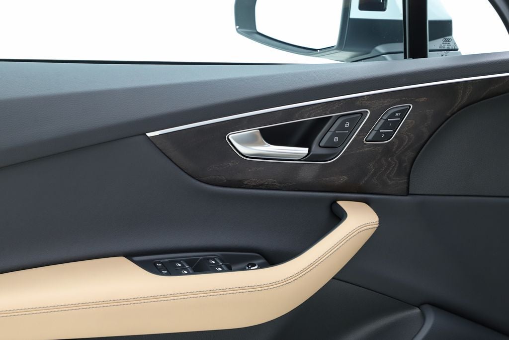 2025 Audi Q7 55 Premium Plus quattro