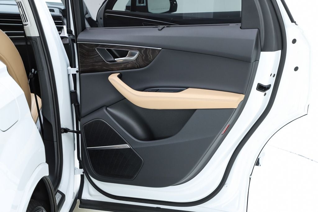 2025 Audi Q7 55 Premium Plus quattro