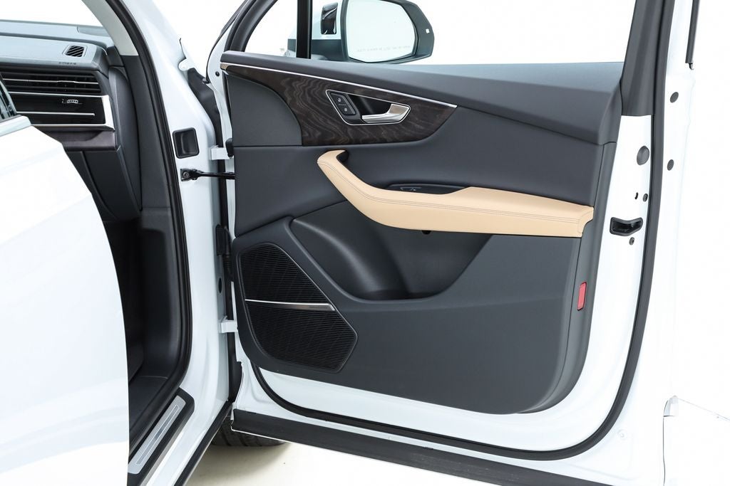 2025 Audi Q7 55 Premium Plus quattro