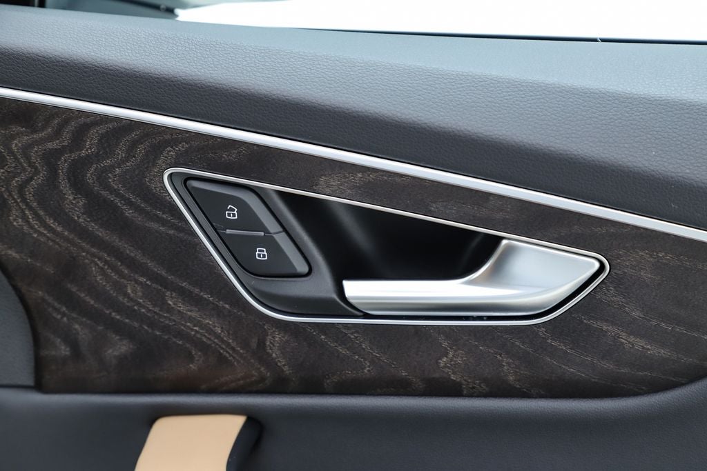 2025 Audi Q7 55 Premium Plus quattro