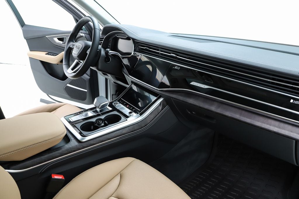 2025 Audi Q7 55 Premium Plus quattro