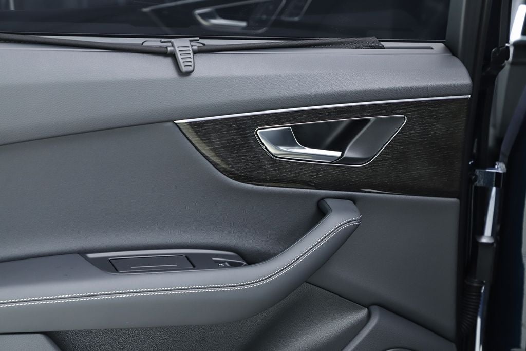 2025 Audi Q7 55 Premium Plus quattro