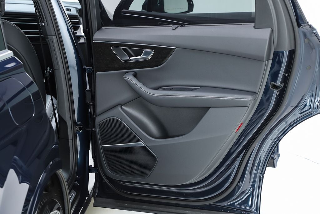 2025 Audi Q7 55 Premium Plus quattro