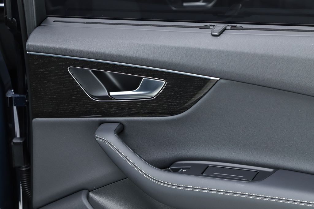 2025 Audi Q7 55 Premium Plus quattro