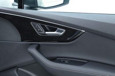 2025 Audi Q7 55 Premium Plus quattro