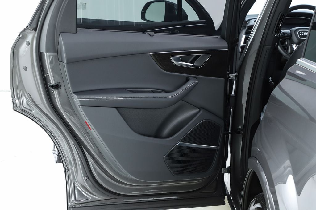 2025 Audi Q7 55 Premium Plus quattro