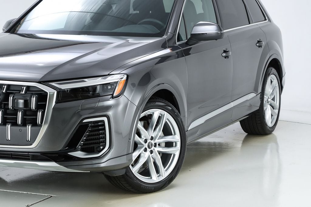 2025 Audi Q7 55 Premium Plus quattro