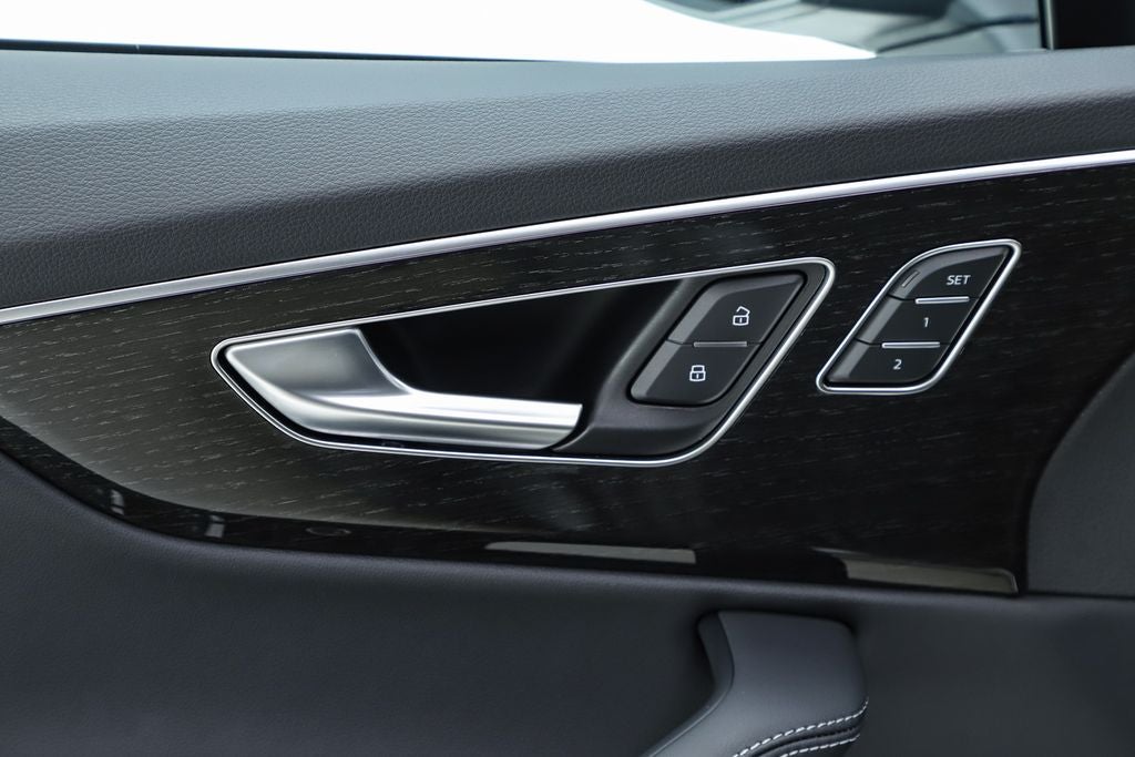2025 Audi Q7 55 Premium Plus quattro