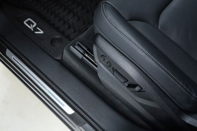2025 Audi Q7 55 Premium Plus quattro