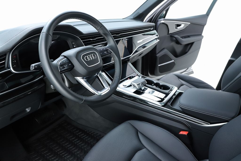 2025 Audi Q7 55 Premium Plus quattro