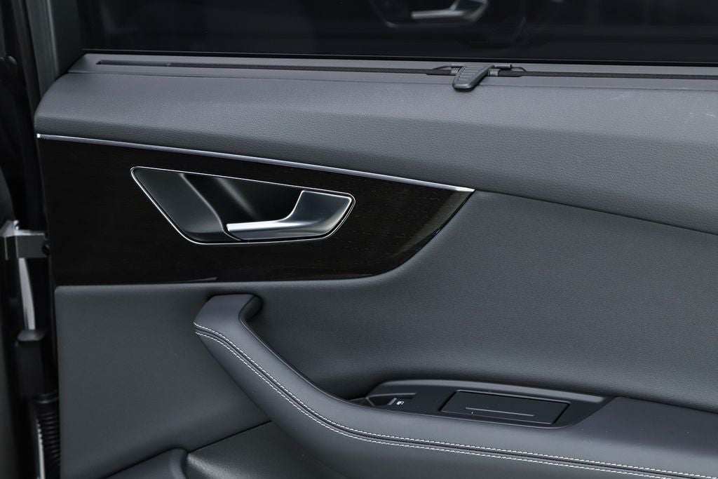 2025 Audi Q7 55 Premium Plus quattro