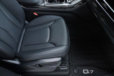 2025 Audi Q7 55 Premium Plus quattro