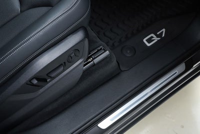 2025 Audi Q7 55 Premium Plus quattro