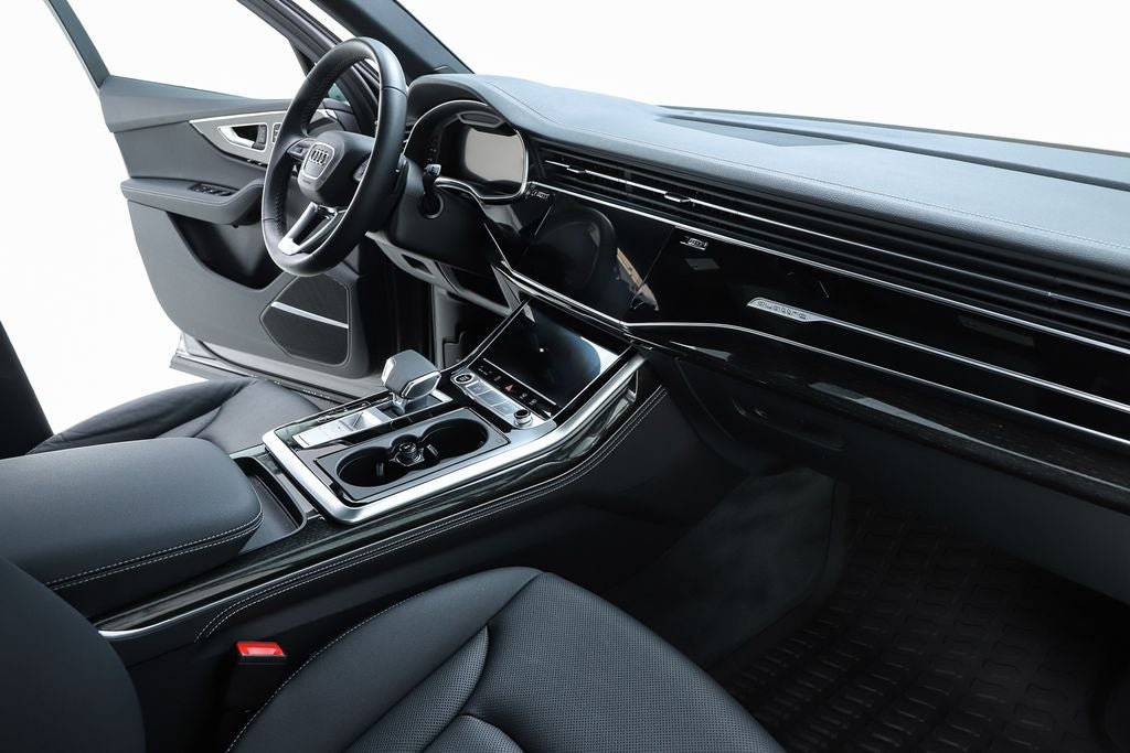 2025 Audi Q7 55 Premium Plus quattro