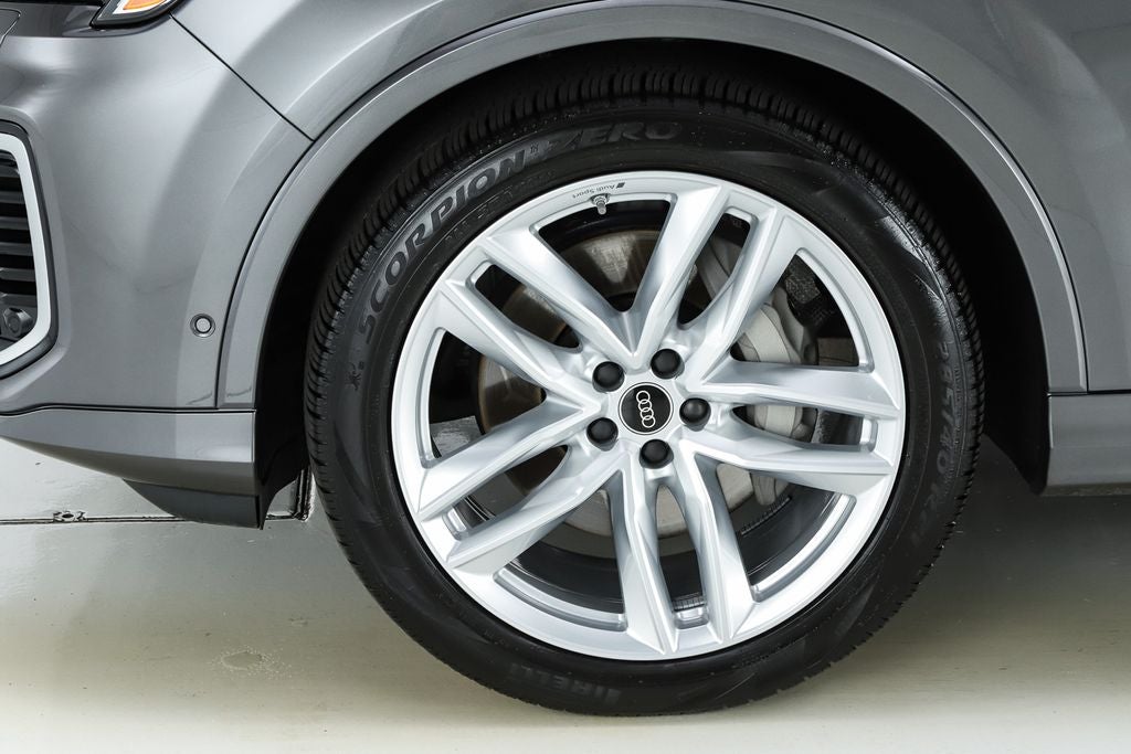 2025 Audi Q7 55 Premium Plus quattro