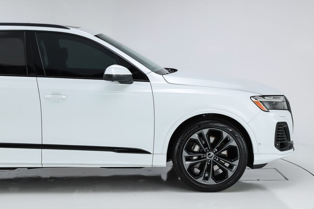 2025 Audi Q7 55 Premium Plus quattro