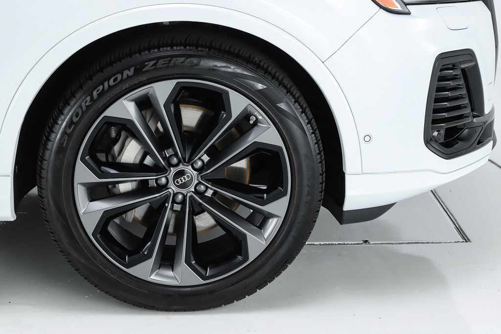 2025 Audi Q7 55 Premium Plus quattro