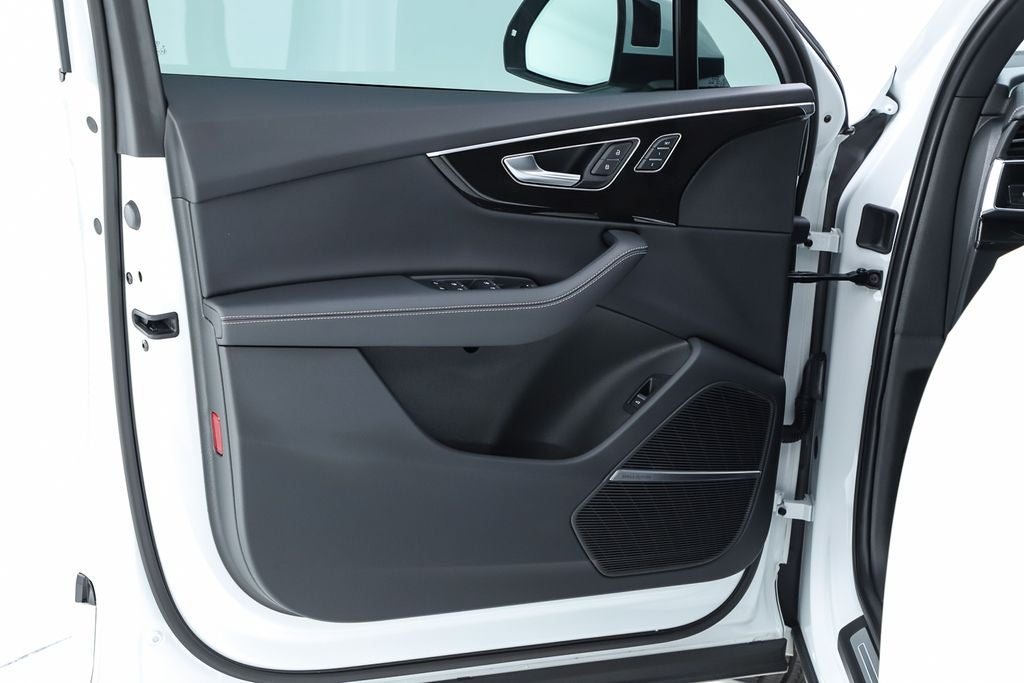 2025 Audi Q7 55 Premium Plus quattro