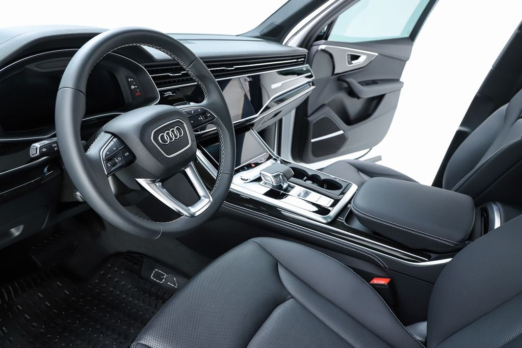 2025 Audi Q7 55 Premium Plus quattro