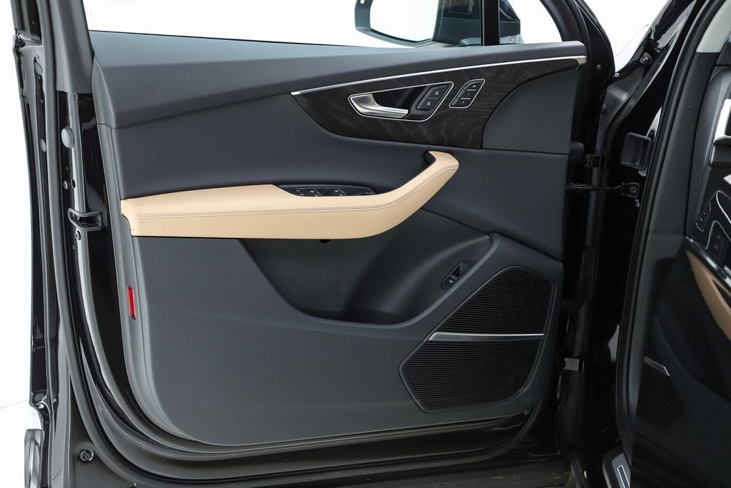 2025 Audi Q7 55 Premium Plus quattro