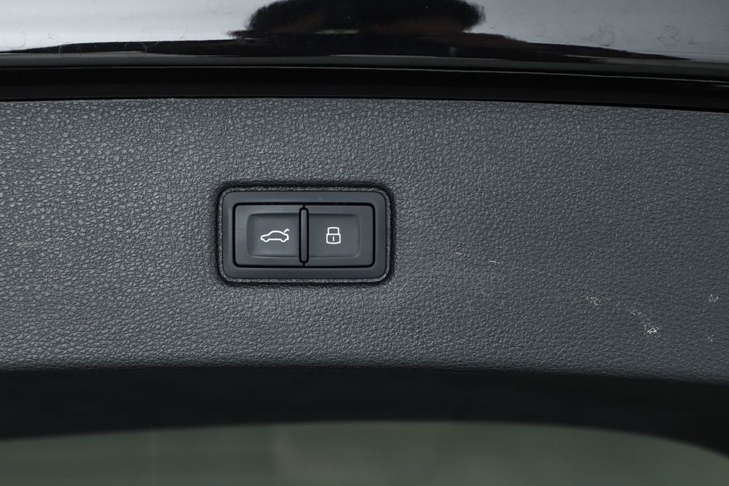 2025 Audi Q7 55 Premium Plus quattro