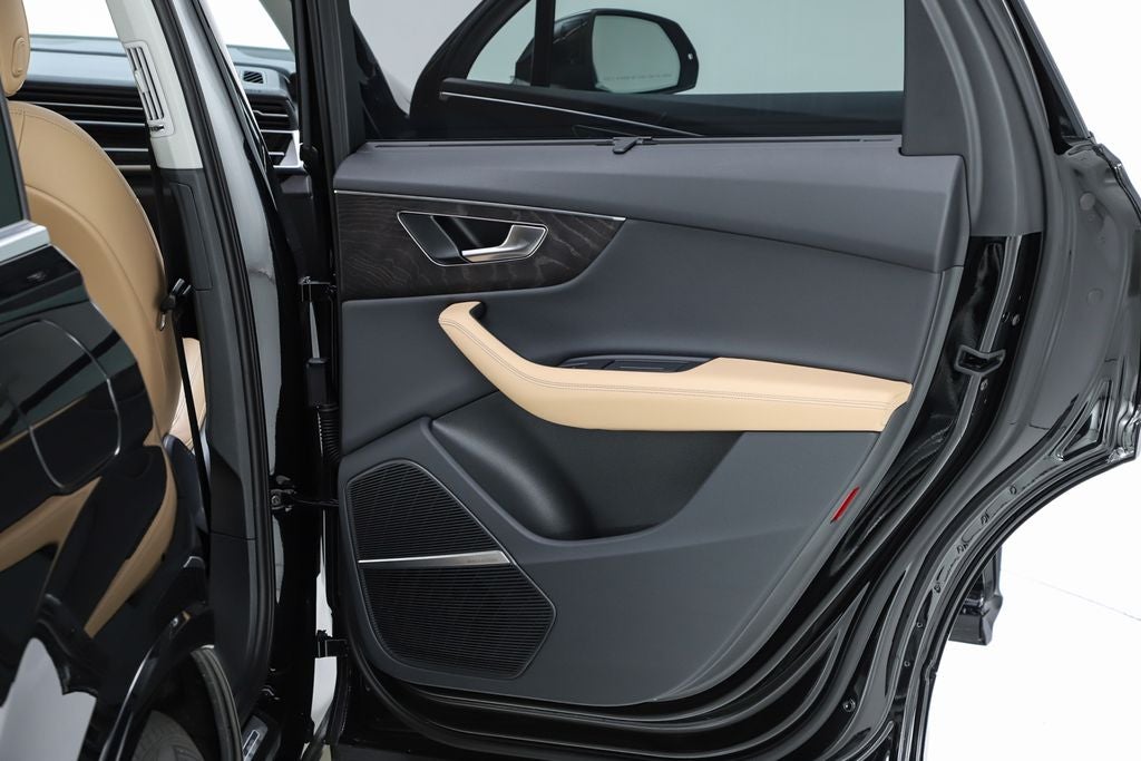 2025 Audi Q7 55 Premium Plus quattro