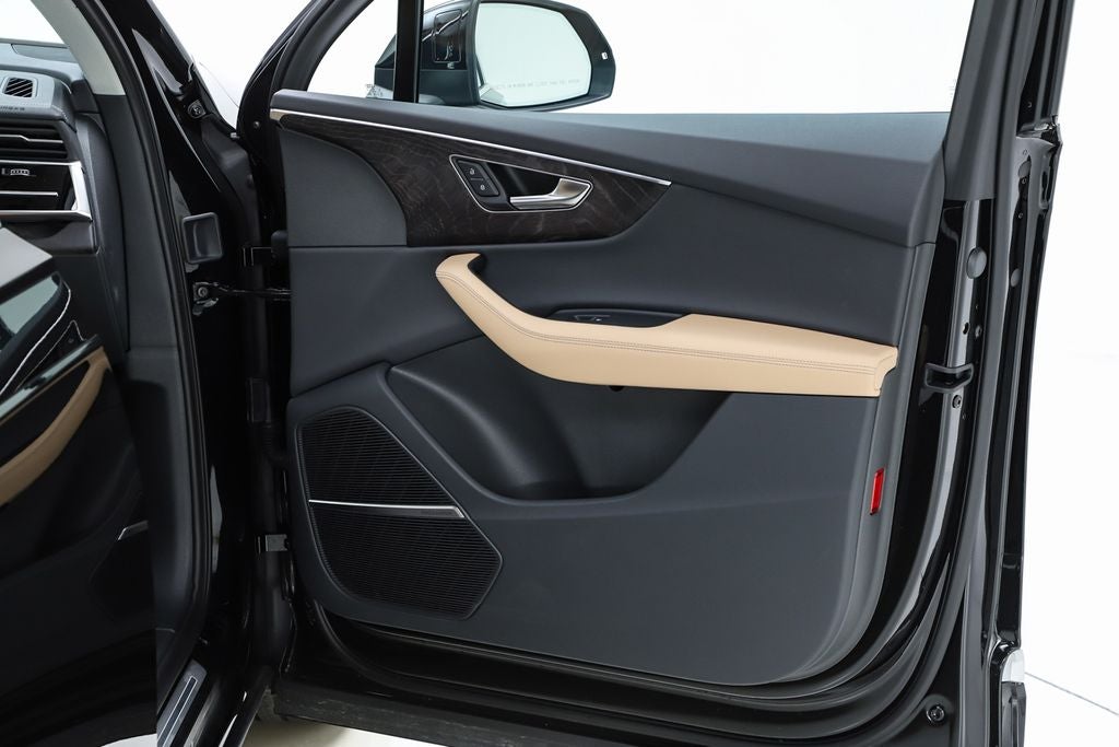 2025 Audi Q7 55 Premium Plus quattro