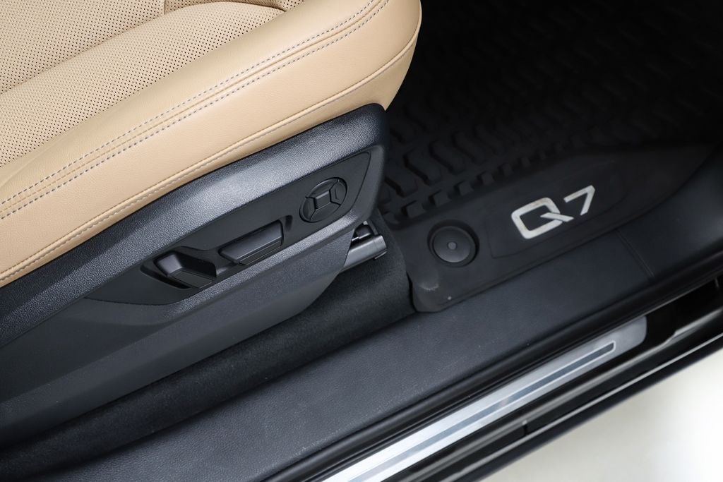 2025 Audi Q7 55 Premium Plus quattro
