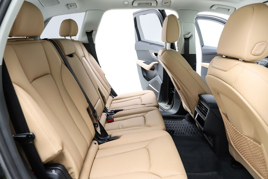 2025 Audi Q7 55 Premium Plus quattro