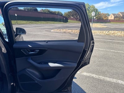 2025 Audi Q7 55 Premium Plus quattro