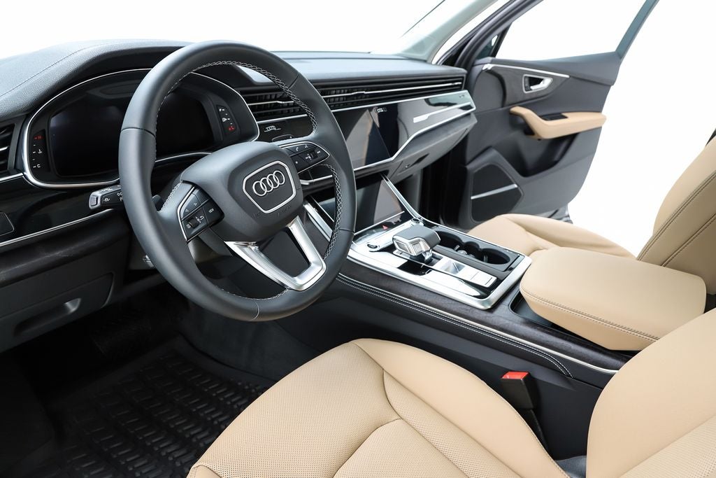 2025 Audi Q7 55 Premium Plus quattro