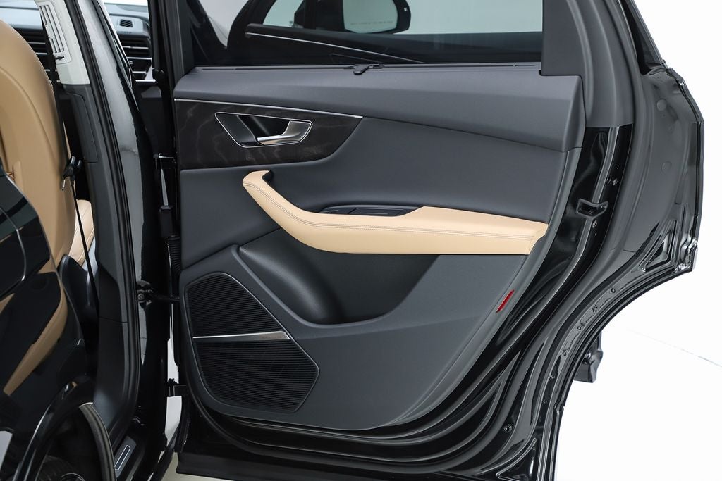 2025 Audi Q7 55 Premium Plus quattro