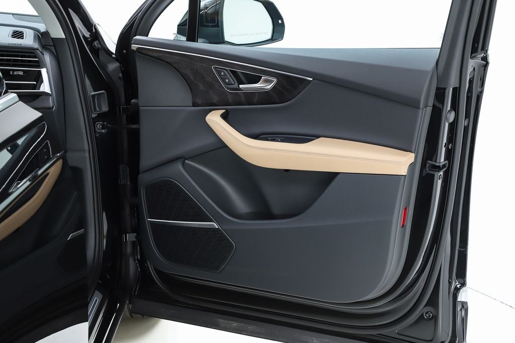 2025 Audi Q7 55 Premium Plus quattro