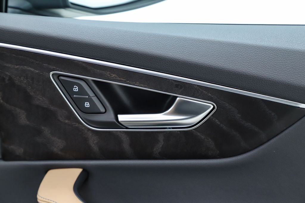 2025 Audi Q7 55 Premium Plus quattro