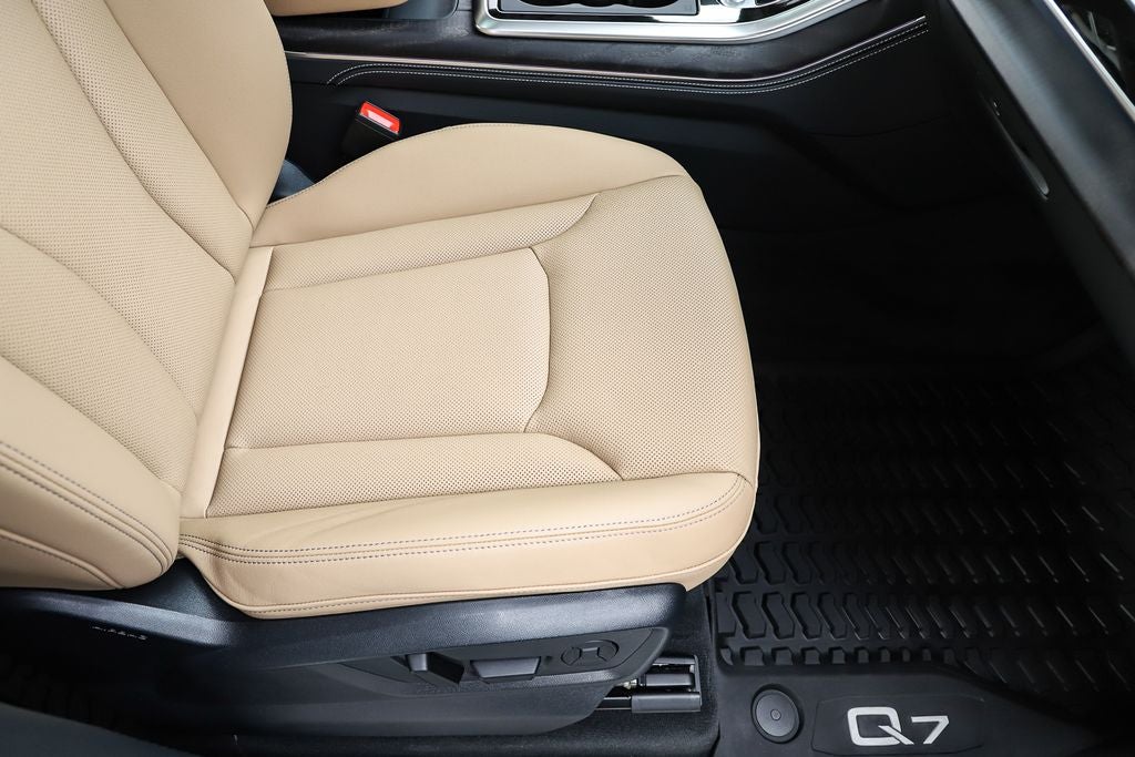 2025 Audi Q7 55 Premium Plus quattro