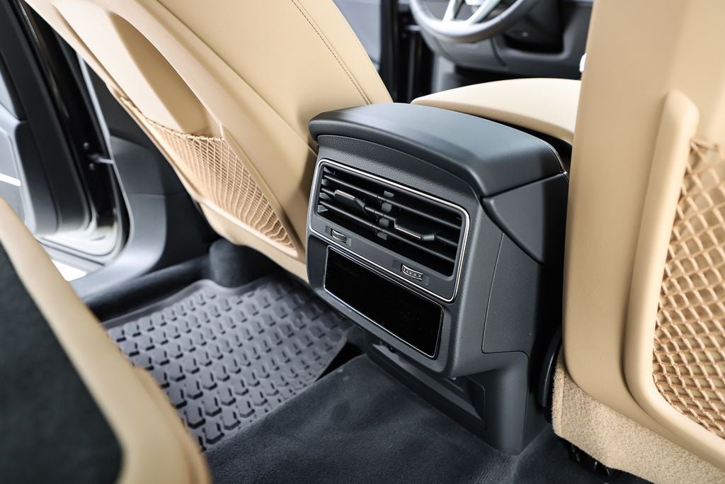 2025 Audi Q7 55 Premium Plus quattro