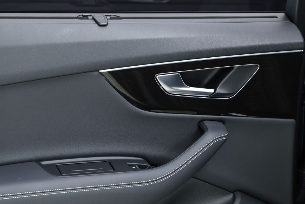 2025 Audi Q7 55 Premium Plus quattro