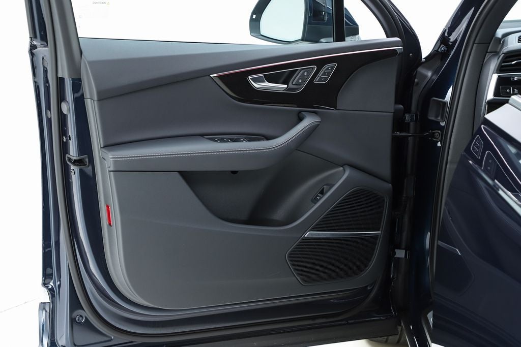 2025 Audi Q7 55 Premium Plus quattro