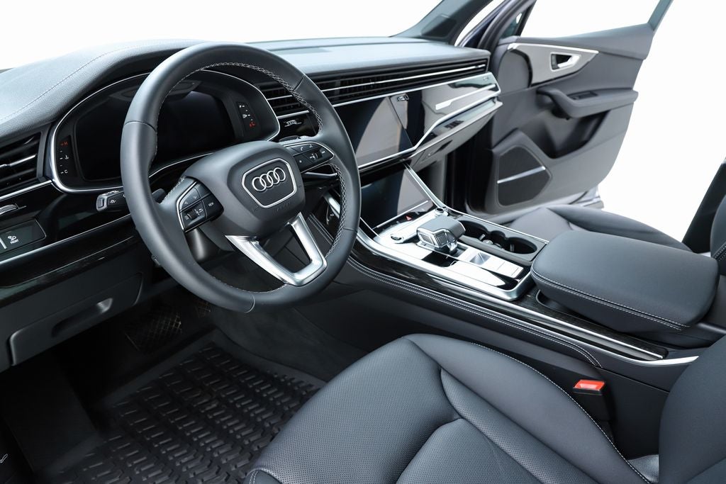 2025 Audi Q7 55 Premium Plus quattro