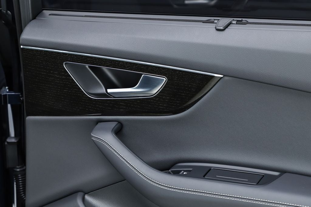 2025 Audi Q7 55 Premium Plus quattro