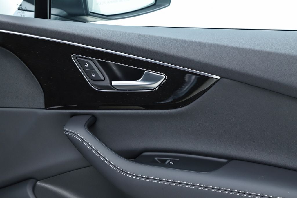 2025 Audi Q7 55 Premium Plus quattro