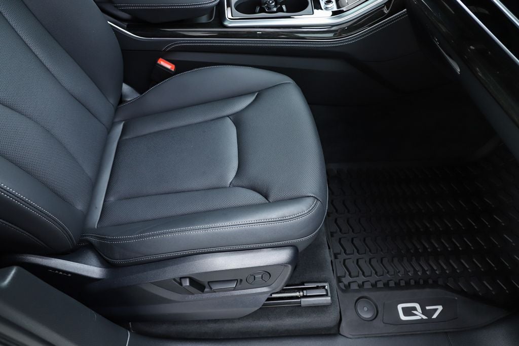 2025 Audi Q7 55 Premium Plus quattro