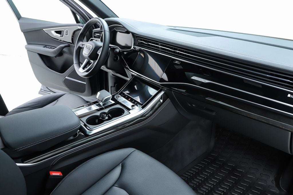 2025 Audi Q7 55 Premium Plus quattro