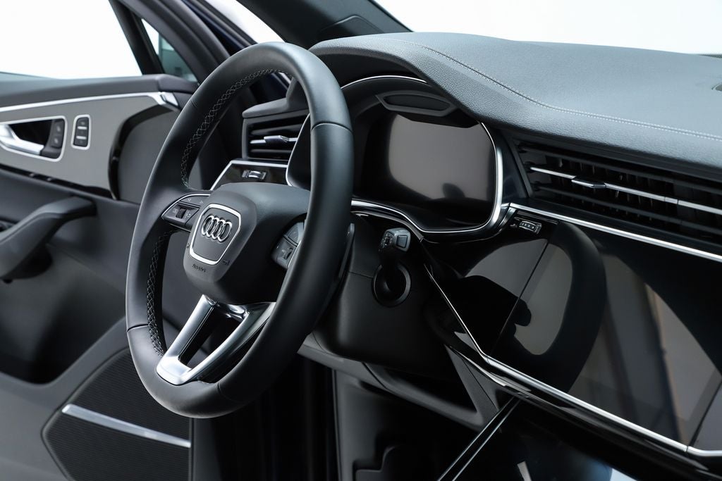 2025 Audi Q7 55 Premium Plus quattro