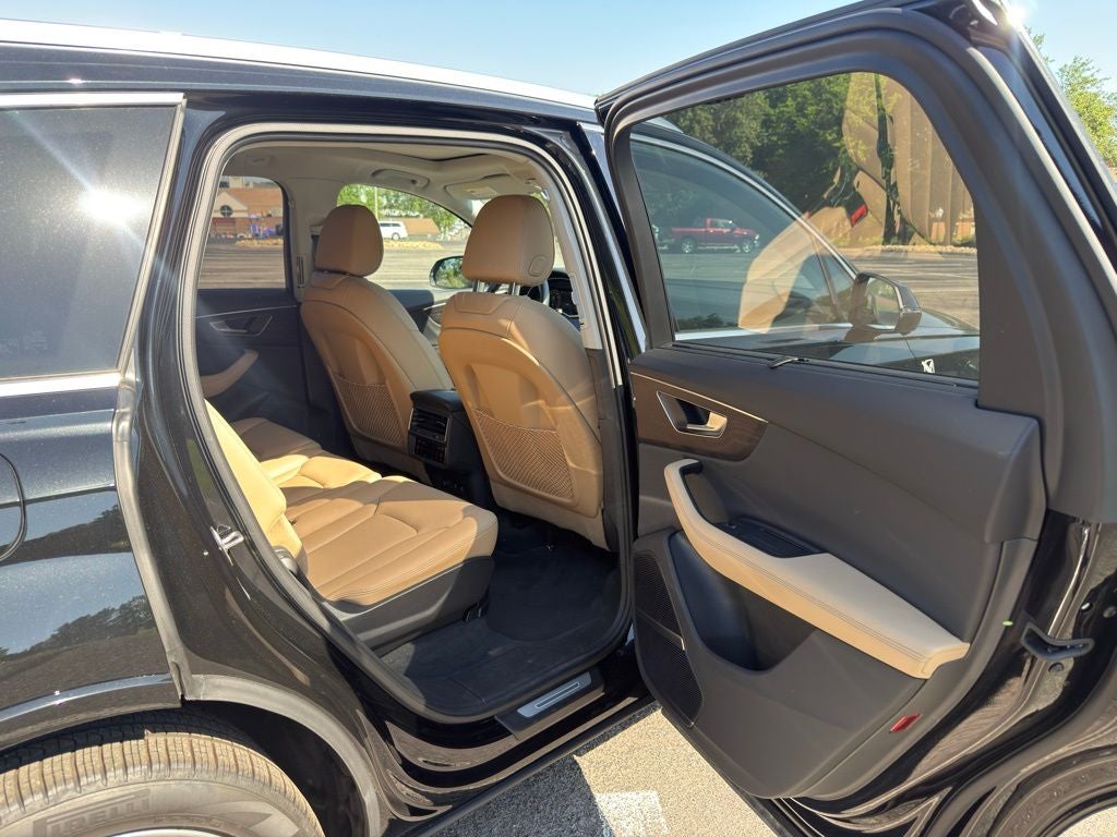2025 Audi Q7 55 Premium Plus quattro
