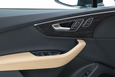 2025 Audi Q7 55 Premium Plus quattro
