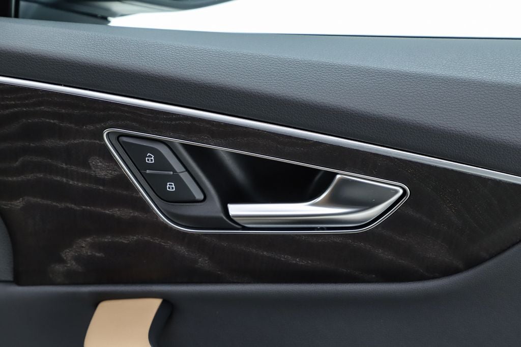 2025 Audi Q7 55 Premium Plus quattro