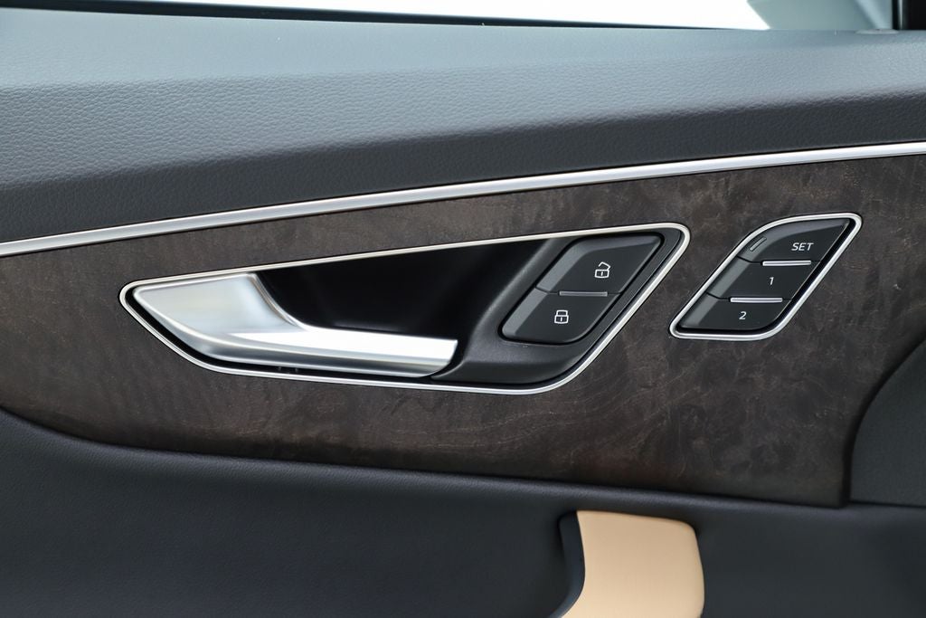 2025 Audi Q7 55 Premium Plus quattro