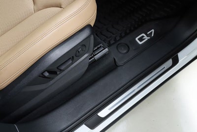 2025 Audi Q7 55 Premium Plus quattro